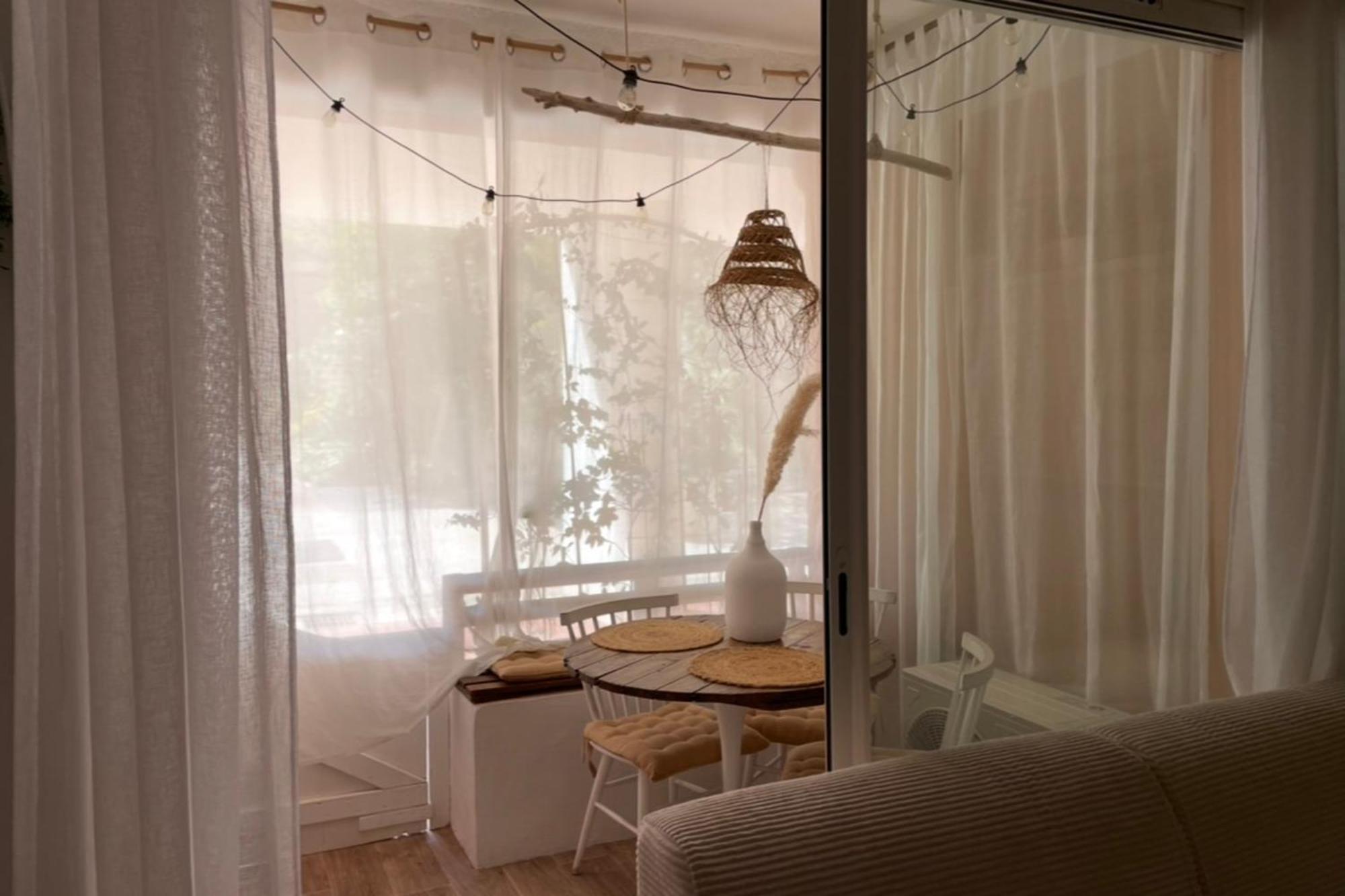 Charming Air-Conditioned One-Bedroom 150M From Cavaliere Beach 勒拉旺杜 外观 照片