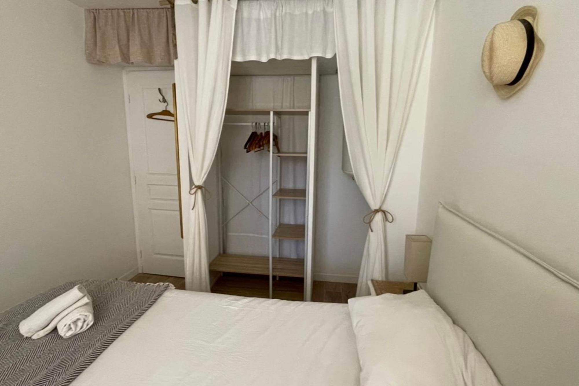 Charming Air-Conditioned One-Bedroom 150M From Cavaliere Beach 勒拉旺杜 外观 照片
